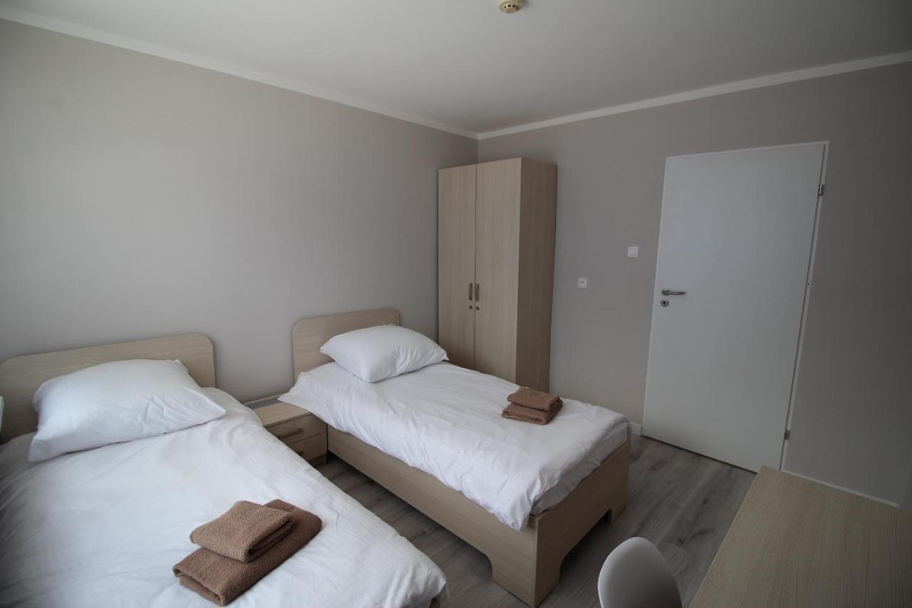 Pod Kominem Pokoje I Apartamenty Brzezie  Eksteriør bilde